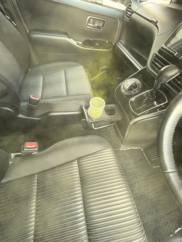 循環・換気：1時間循環後にドアを開け換気するイラスト